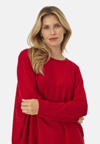 Masai Strickpullover - haute red