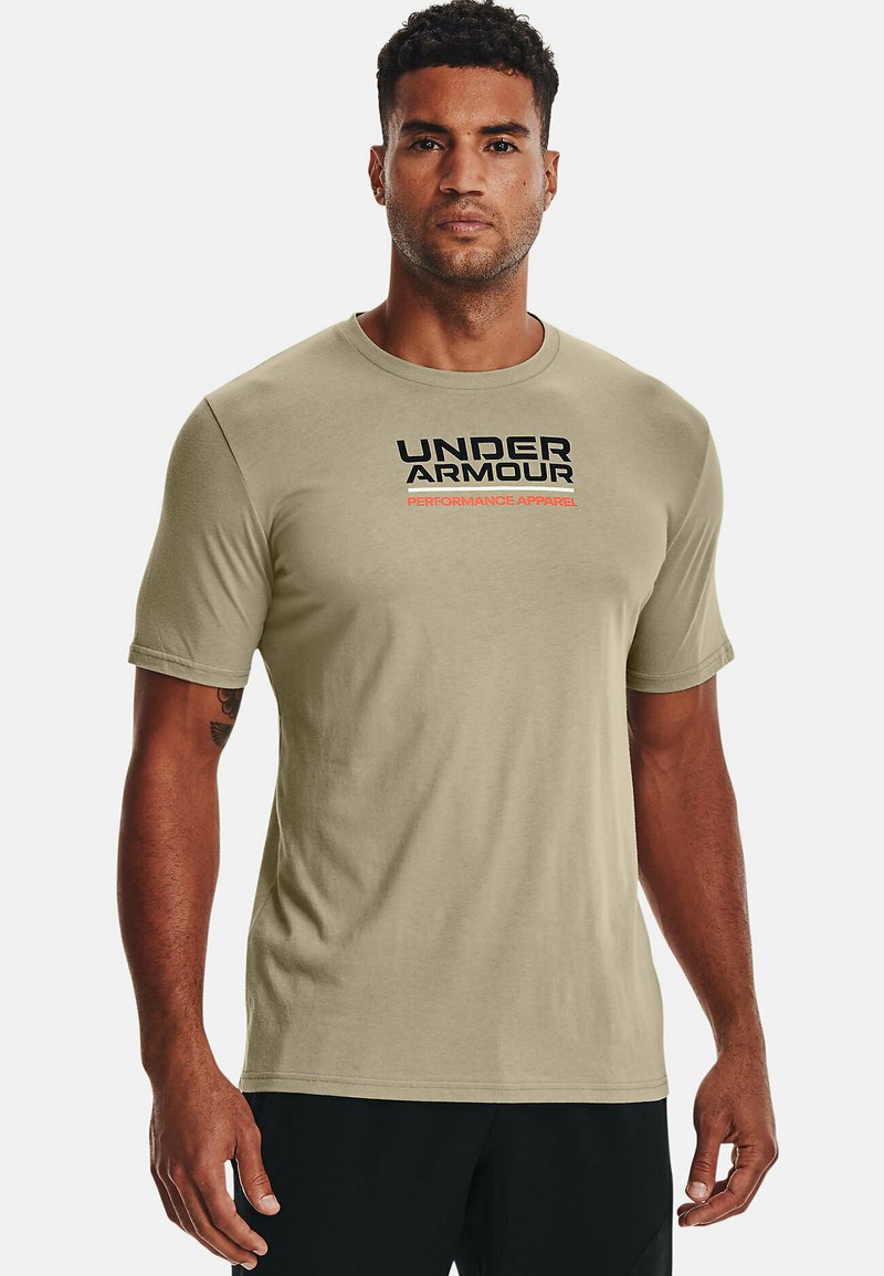 Under Armour WORDMARK SS Print Tshirt khaki Zalando.ie