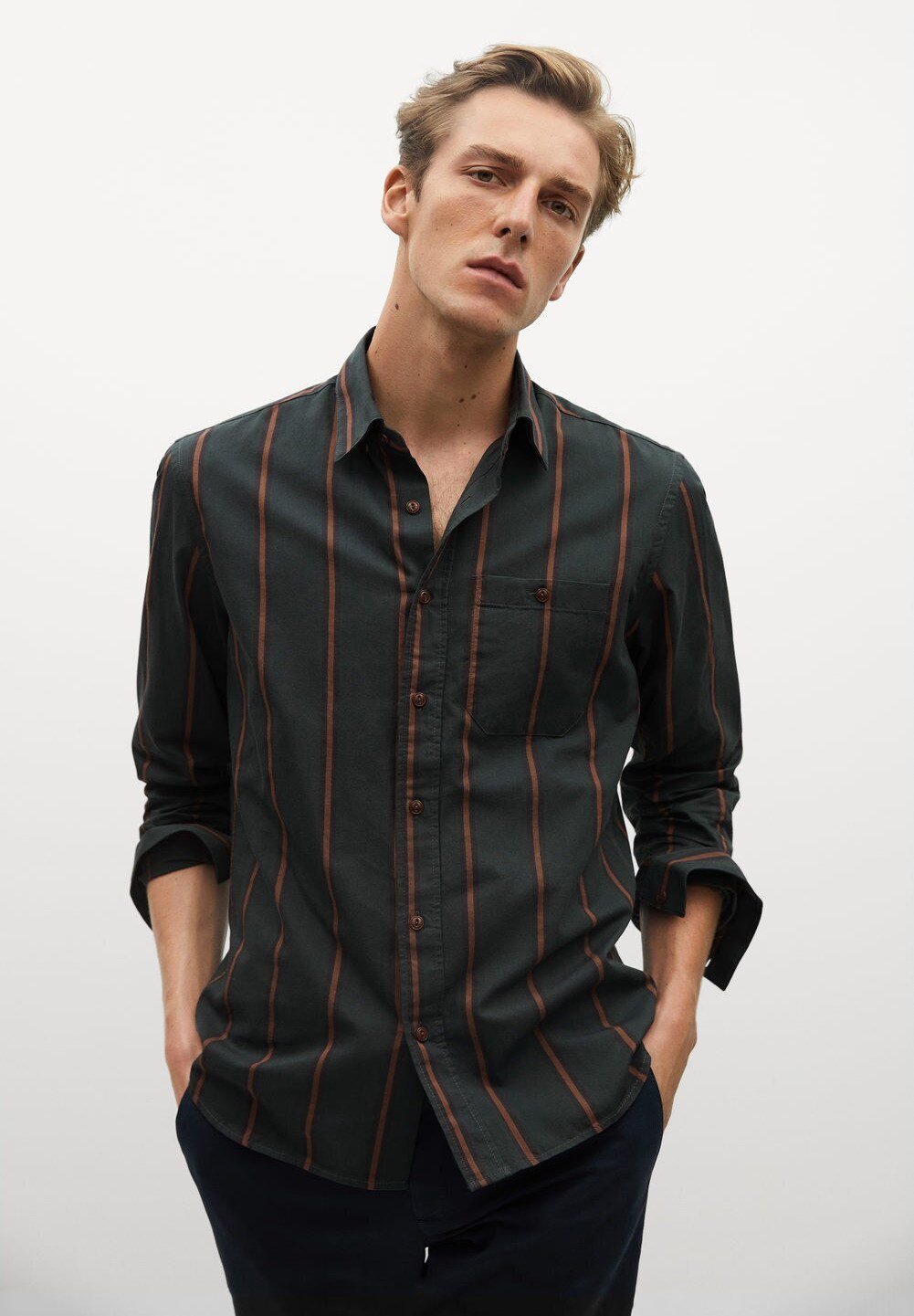 Mango ALEX Skjorte khaki Zalando.no Mango ALL Skjorte grün Zalando.no
