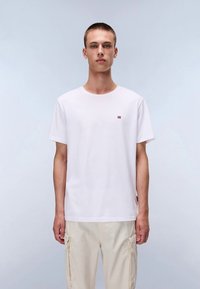 Napapijri SALIS - Pamata T-krekls - bright white