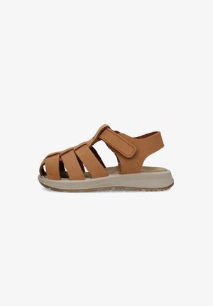Sandalo marrone in pelle con punta aperta, cinturino regolabile e suola beige imbottita, progettato per il comfort e l’uso casual.