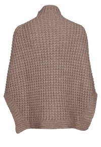 Poncho marrone lavorato a maglia con un motivo a waffle testurizzato, caratterizzato da un colletto alto e una vestibilità ampia. I bordi sono rifiniti con una maglia liscia.