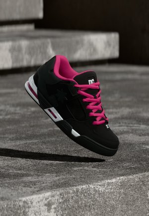 DC Shoes COMMAND - Pantofi skate - black/pink