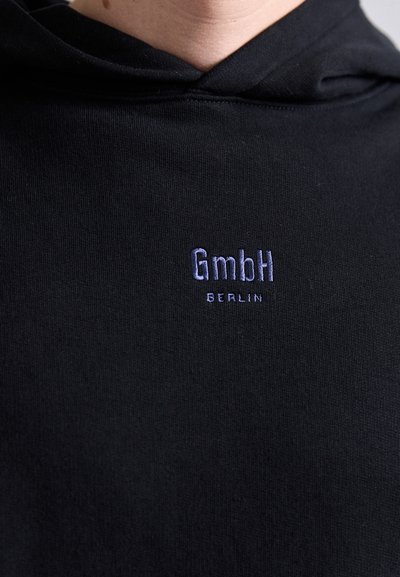 GmbH UN LOOPBACK - Jersey con capucha - black