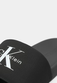 Calvin Klein Jeans SLIDE MONOGRAM - Platt slip-in - triple black