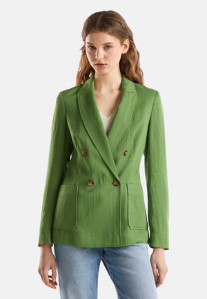Veste Microplume Femme United Colors Of Benetton – Légère, Chaude, Capuche, Coupe Ajustée