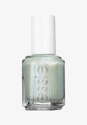 Essie Nagellack in einer Glasflasche mit quadratischem Fuß. Helles mintgrün mit schimmerndem Finish. Weiße zylindrische Kappe oben.