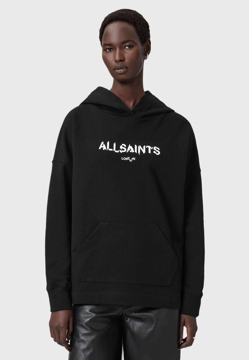 Felpa nera con cappuccio e tasca frontale, caratterizzata dal testo "ALLSAINTS LONDON" in bianco. Tessuto morbido e strutturato, vestibilità oversize.