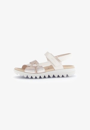 Lichte sandalen met een gewatteerd wit en metallic ontwerp, verstelbare banden en een geribbelde witte zool voor verbeterde grip en comfort.
