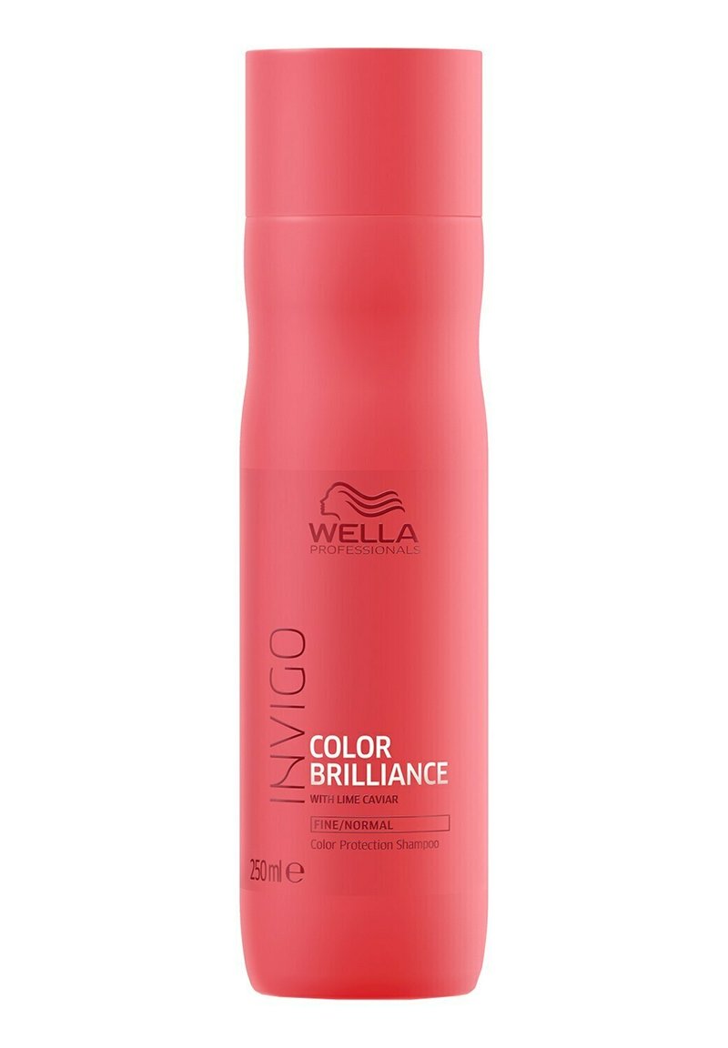 Wella Invigo Color Brilliance shampoo in een cilindrische roze fles. Bevat witte tekst met gebruiksinstructies voor fijn/normaal haar en volume. 250ml.