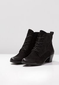Tamaris Botines bajos - black