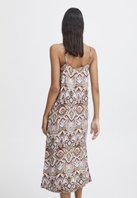 b.young BYMmmjoella - Jurk - aloe boho mix