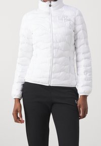 EA7 Emporio Armani Vinterjacka - white