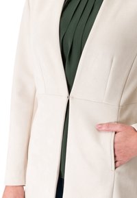 zero Korte frakker - beige