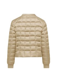 Beige gewatteerde pufferjack met een cropped ontwerp, voorzien van vierkante patronen, geribbelde manchetten en een klassieke ronde halslijn. Glad textuur.