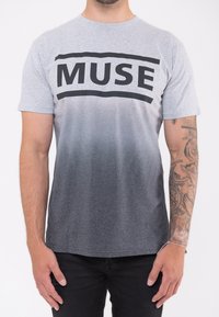 Paradiso Clothing MUSE BAND LOGO DIP DYE - Print T-shirt - white