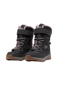 Zwarte en grijze waterdichte winterlaarzen met een roze bontvoering, een stevige riem en verstelbare veters. Rubberen zool voor grip en stabiliteit.