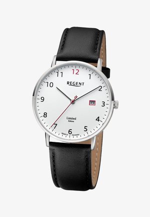 Montre ronde en argent avec cadran blanc, bracelet en cuir noir, index des heures noirs, chiffre 12 en rouge, fenêtre de date à 3 heures, et trois aiguilles indiquant 10:10:37.