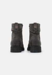 s.Oliver Stiefelette - grey