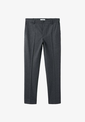 Pantaloni gri cu dungi fine, confecționați dintr-un material neted. Prezintă pliuri frontale, închidere cu nasturi și bucle pentru curea. Croială ajustată, cu picioare drepte.