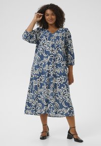 Kaffe Curve MAHLIA - Denné šaty - bering sea white paisley