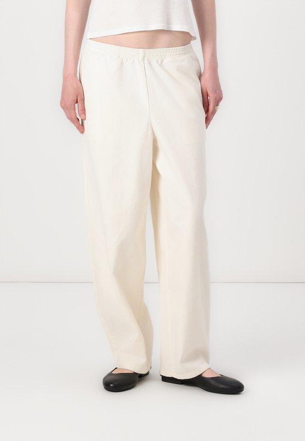 KOYBAY - Trousers - blanc casse