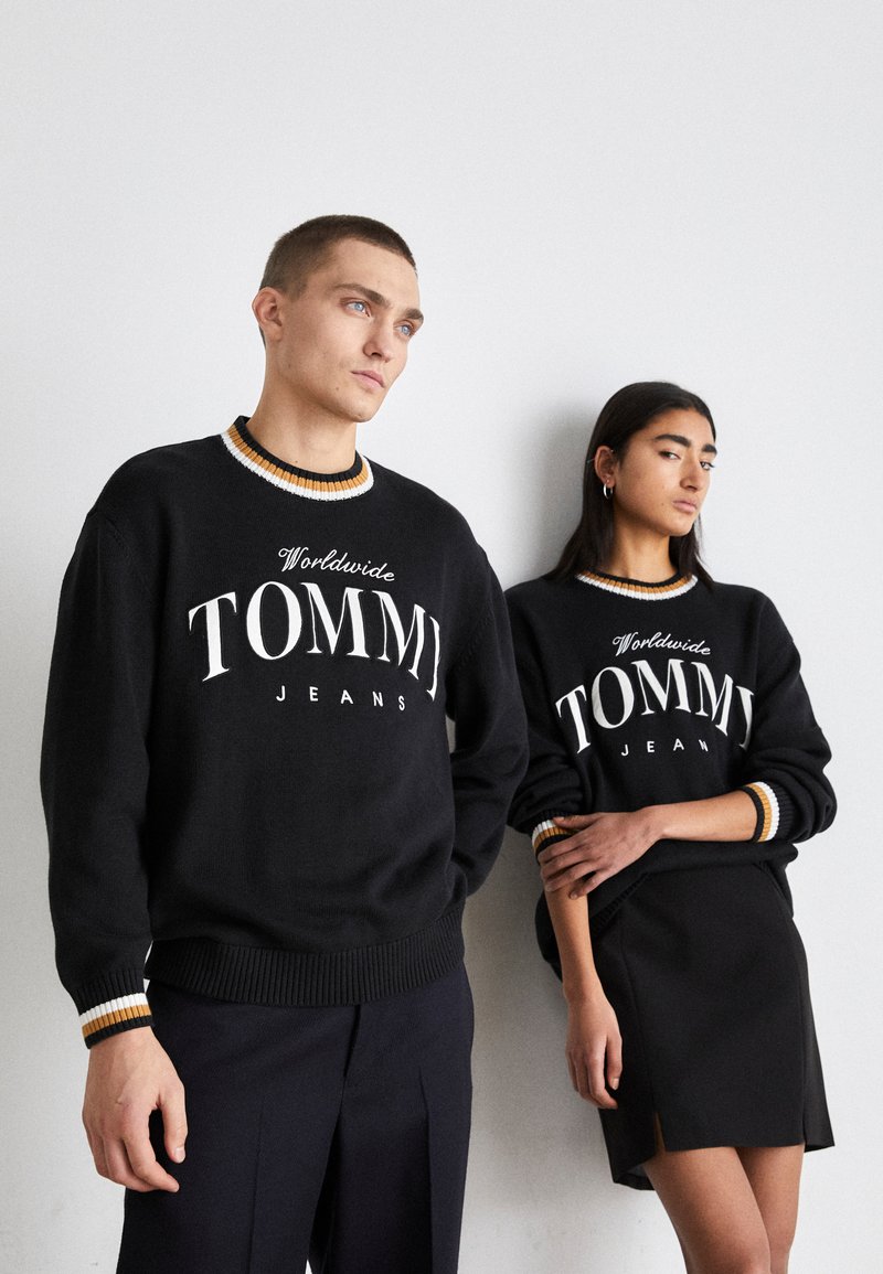 Tommy Jeans VARSITY UNISEX Jersey de punto black/negro Zalando.es