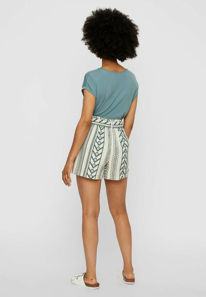 Damen Kleider | Vero Moda GEBUNDENE Shorts birch/hellgrün-meliert - IQ86794 Damen Kleider | Vero Moda GEBUNDENE Shorts birch/hellgrün-meliert - IQ86794