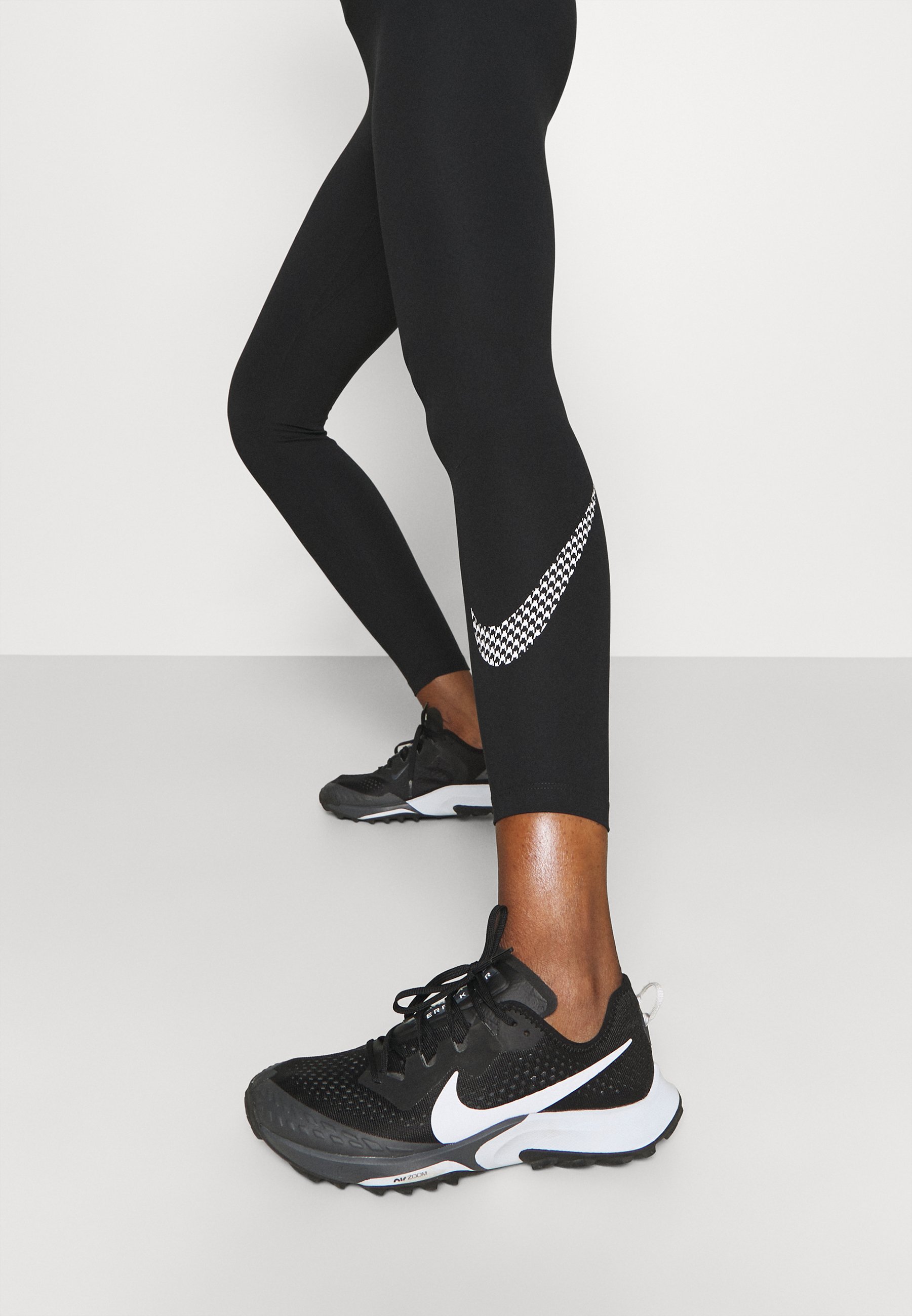 Aankoop \u003ezalando nike one Grote 
