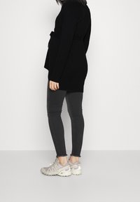 Anna Field MAMA Kofta - black