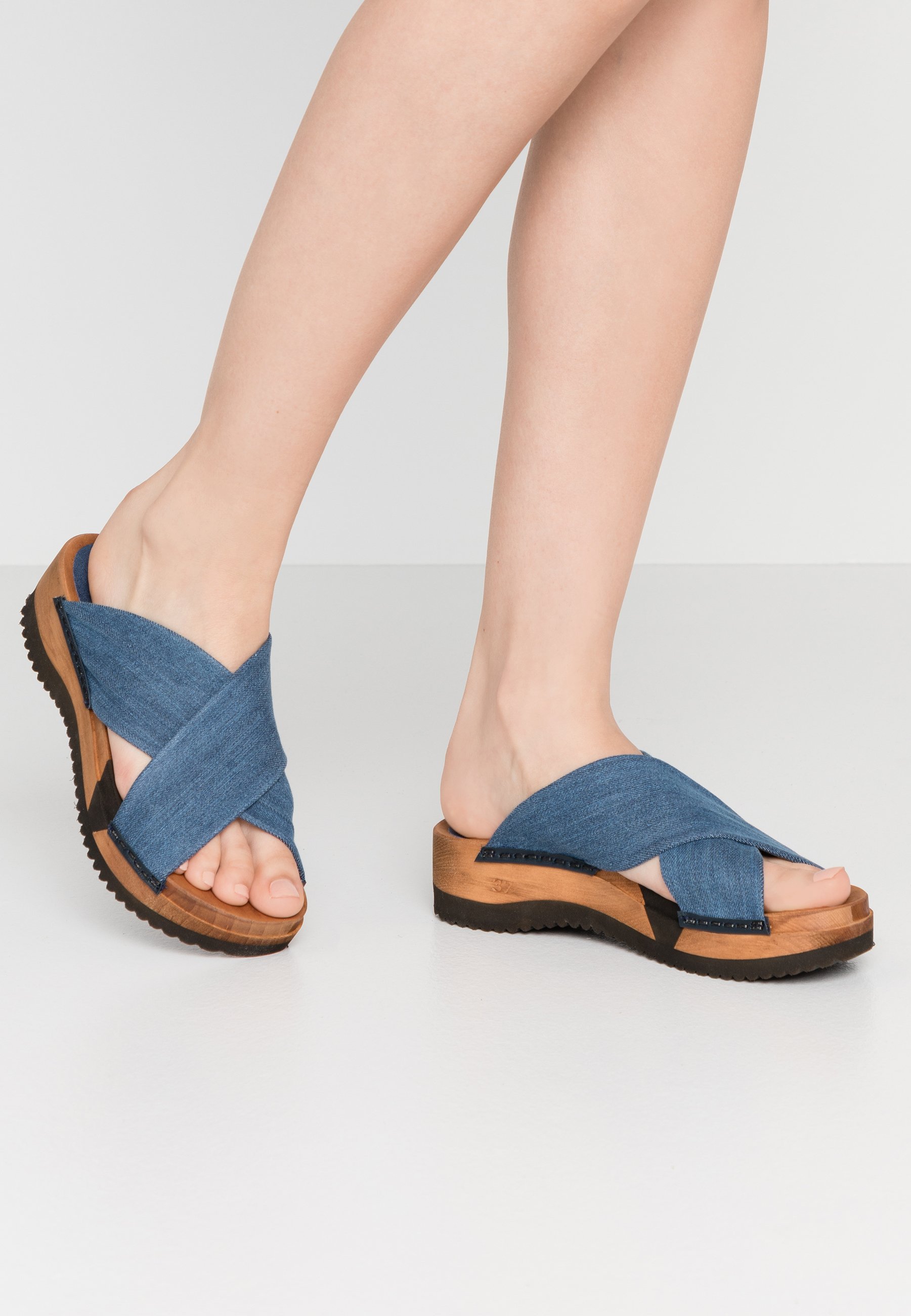 Sanita TILKA SPORT FLEX Tresko denim Zalando.no Sanita TILKA SPORT FLEX Tresko navy Zalando.no