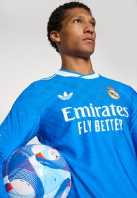 adidas Originals REAL MADRID THIRD AUTHENTIC  - Equipación de clubes - bluebird