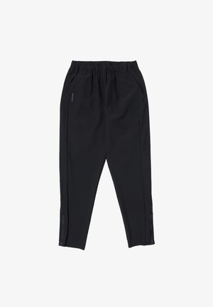 Schwarze Sporthose mit elastischem Bund, Seitentaschen und Reißverschlussdetails an den Knöchelabschlüssen, flach auf einem weißen Hintergrund ausgelegt.