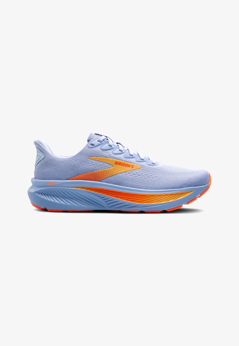Chaussure de course Brooks bleu clair avec des accents orange et jaune, semelle amortie et design à lacets, vue de profil.