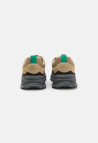 Lacoste GUARD BRKR CT 224  - Tossud - light brown/dark grey