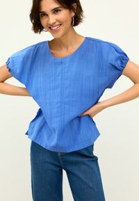 Next GATHERED SHORT SLEEVE TEXTURED BOXY REGULAR FIT - Trükipildiga T-särk - blue