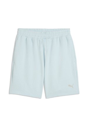 Lichtblauwe short van gestructureerde stof met elastische tailleband en klein Puma-logo op het rechteronderbeen.