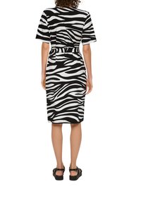 s.Oliver Jerseykleid - schwarz