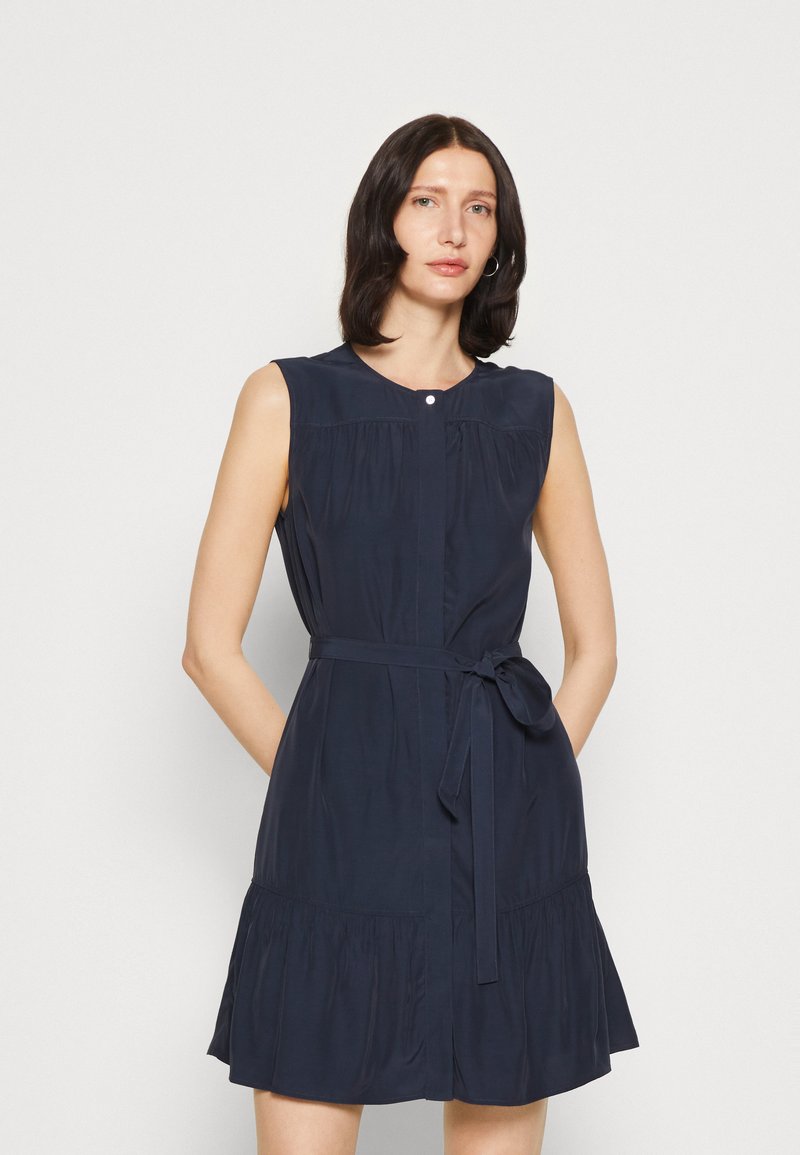 Marc O'Polo DRESS SHIRT STYLE VOLANT SKIRT SLEEVELESS BELTED Robe