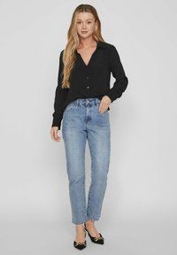 VILA V AUSSCHNITT - Blusa - black