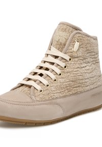 Sneaker high-top beige realizzata in tessuto testurizzato con dettagli in suede liscio. Presenta chiusura con lacci, occhielli dorati e suola in gomma.
