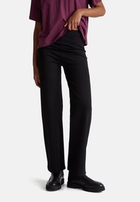 Pantalon Taille Basse Benetton à Rayures épingle - Noir Et Blanc, Taille 46, Neuf Avec étiquette