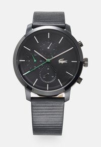 Selecionado, all black