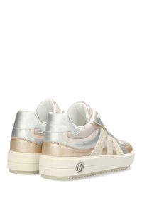 Mexx Tenisky - gold silver