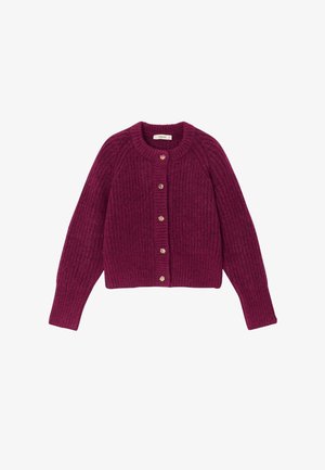 Cardigan en tricot bordeaux foncé, avec un col rond, des manches longues et six boutons dorés au centre.