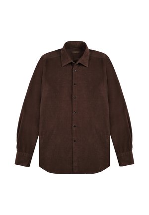 Donkerbruine corduroy shirt met lange mouwen, knoopsluiting aan de voorkant en klassieke kraag, plat gelegd op een witte achtergrond.