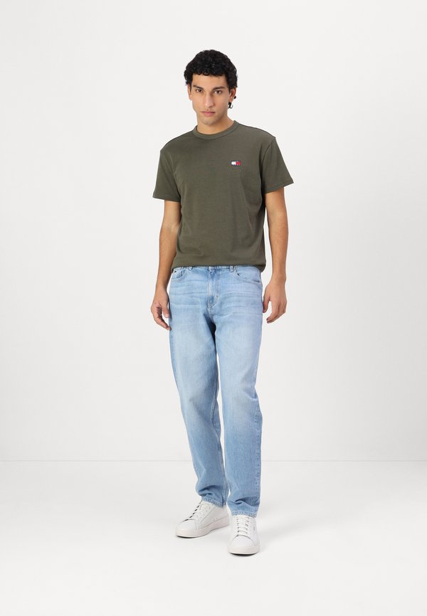 ISAAC TAPERED - Relaxed fit jeans - denim light3