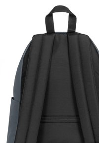 Eastpak DAY PAK'R - Mochila - stormy grey