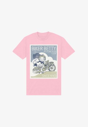 Różowa koszulka z grafiką przedstawiającą postać z kreskówki na motocyklu, z napisem "Biker Betty Motorcycle Club" oraz datą "Od 1930 roku."