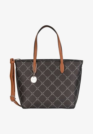 Sort tote taske med et geometrisk mønster, brune læderhåndtag og en aftagelig charme. Har en struktureret form og en tekstureret overflade.